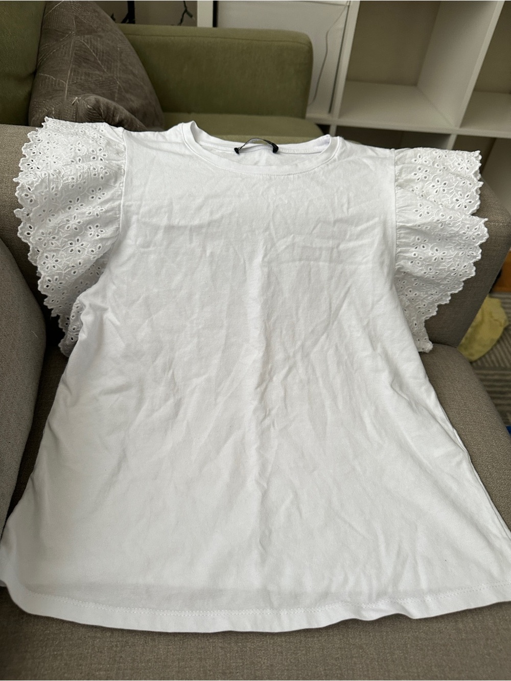 Zara White Eyelet Flutter Sleeve Tee